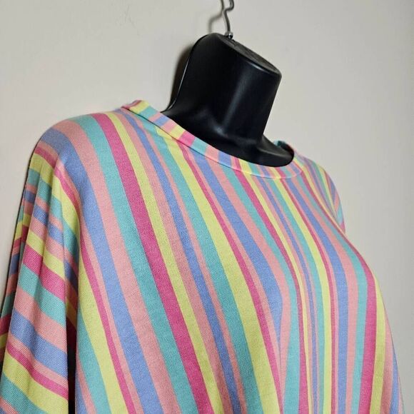 Fantastic Fawn Striped Shirt - Picture 2 of 6